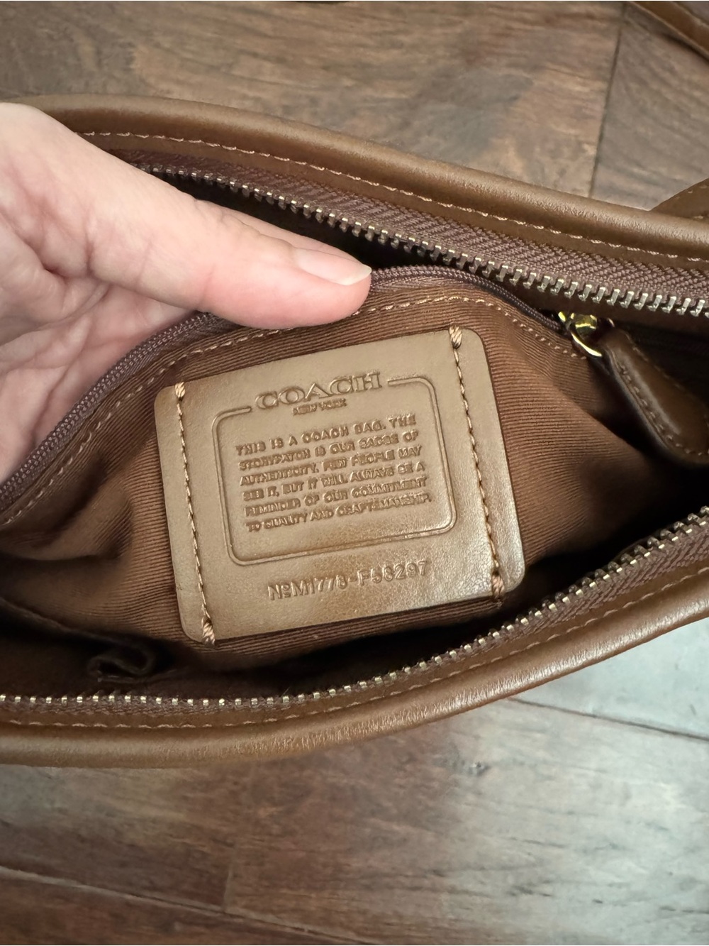 Coach Khaki & Brown Crossbody - Picture 7 of 13
